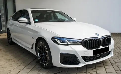 BMW 530 e xDrive M-Sport =Exclusive= Individual Гаранция