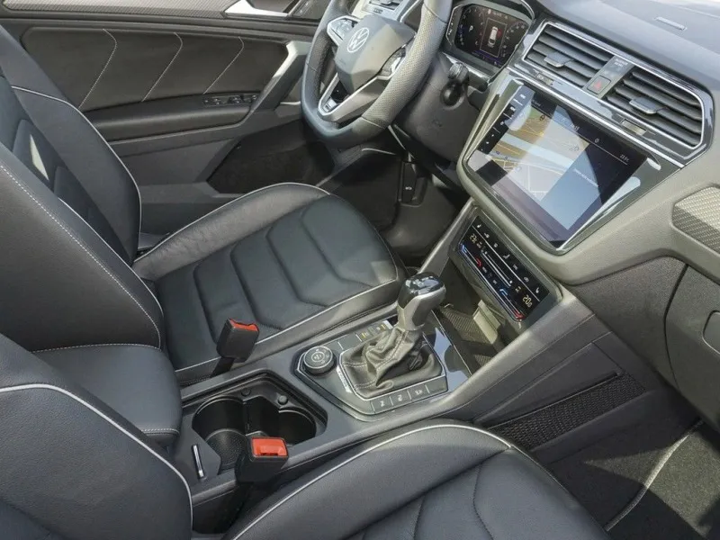 Volkswagen Tiguan 2.0 TDI 4Motion =R-Line= Distronic/Pano Гаранция Image 7