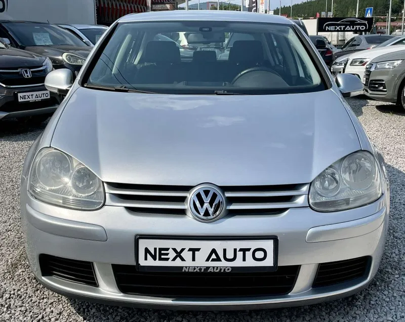 Volkswagen Golf 1.9TDI 90HP Image 2