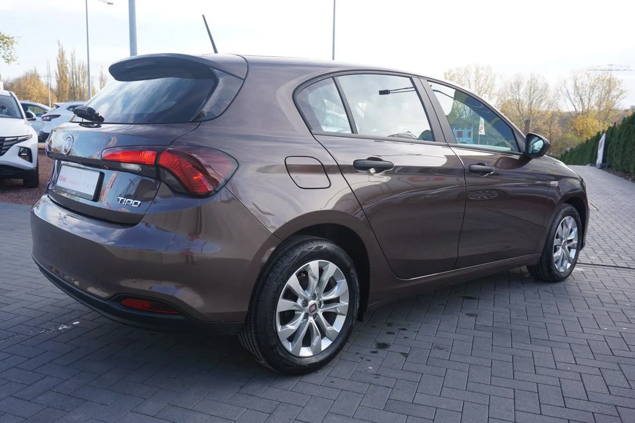 Fiat Tipo Hatchback 1.4 16V Navi...  Image 4