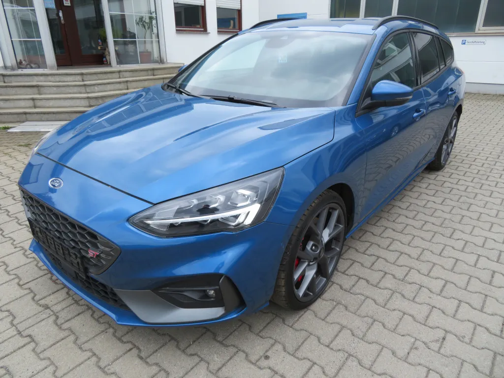 Ford Focus TURNIER 2,3 ST*PERFORMANCE*NAVI*IACC* Image 3