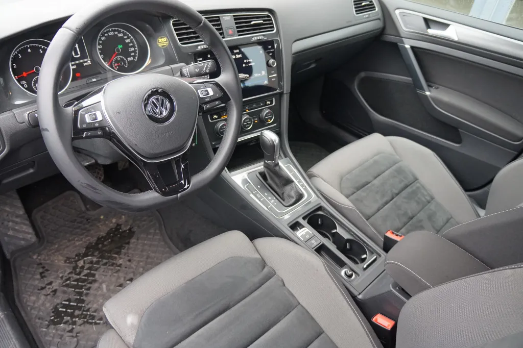 Volkswagen Golf VARIANT 1.0 TSI DSG COMFORTLINE*NAVI*ACC* Image 4