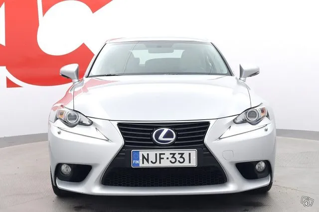 Lexus IS 300h Comfort - SUOMI-auto Lexus Select-tekniikan turva 0,- Image 8