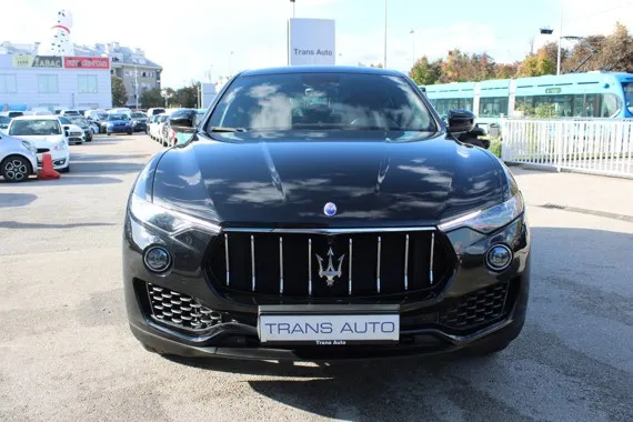 Maserati Levante 3.0d V6 AUTOMATIK *KAMERA* Image 2