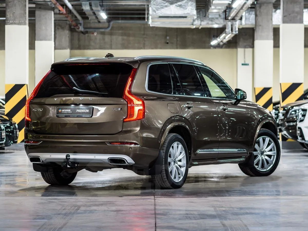 Volvo XC90 Image 3